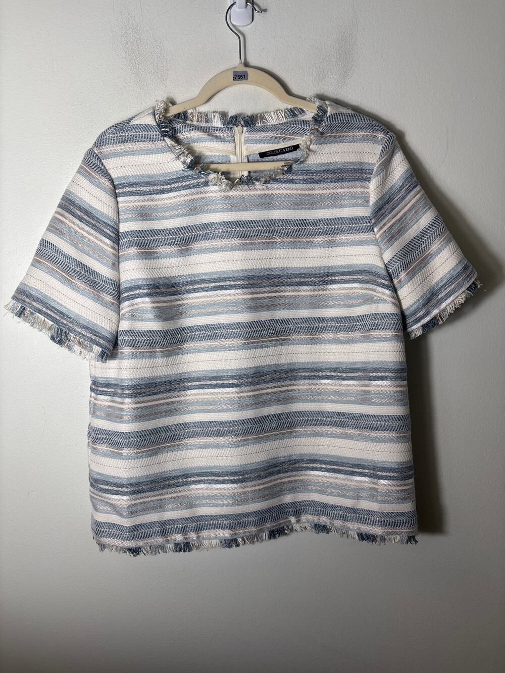Dolce Cabo Off White Light Blue Stripe Short Sleeve Shirt Sz L